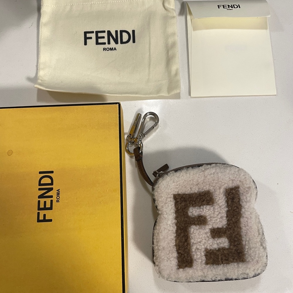 Authentic fendi teddy wallet.